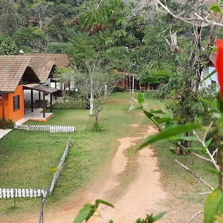 Charmoso Chale 09 Domingos Martins Condominio Village Rio Da Montanha Dış mekan fotoğraf